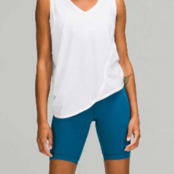 Lululemon Asymmetrical V-Neck Tank Top | Size 4 - Picture 2 of 8